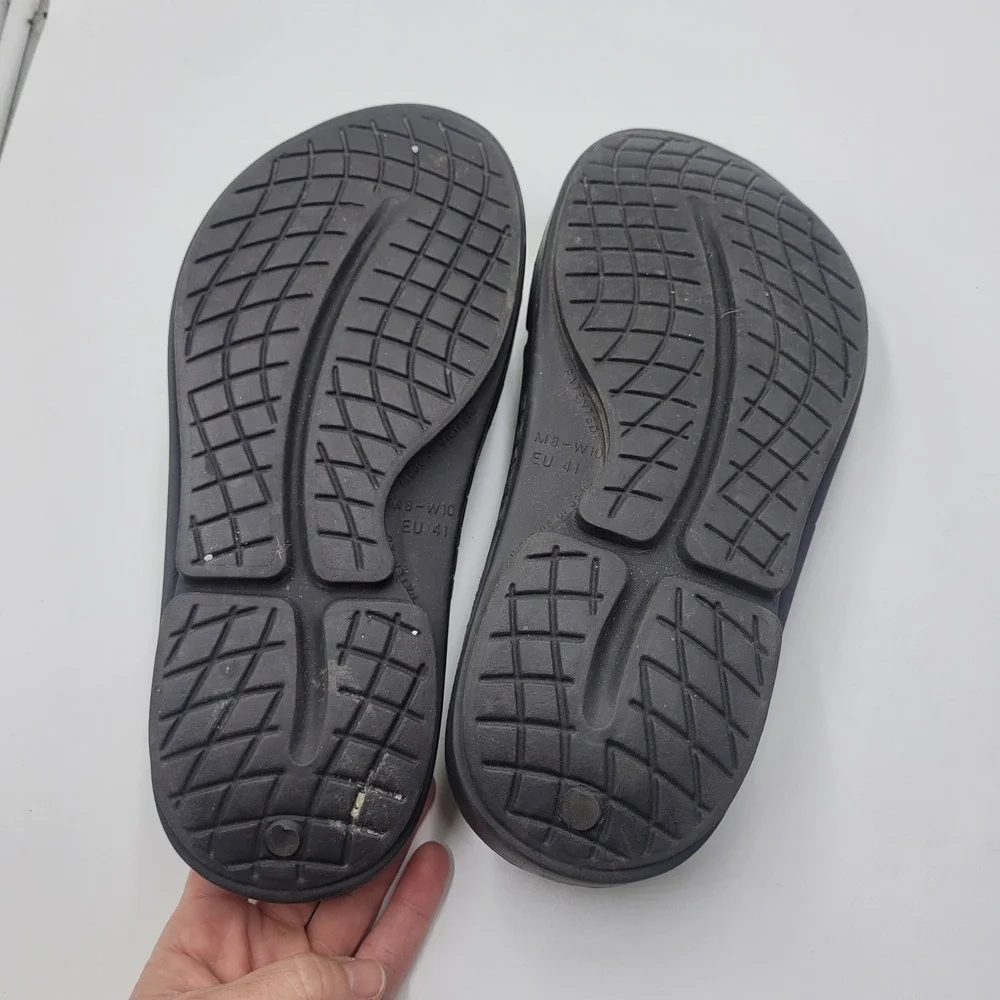 OOFOS OOriginal Sport Sandal Black Graphite Recovery Flip Flop Mens 8 Womens‎ 10
